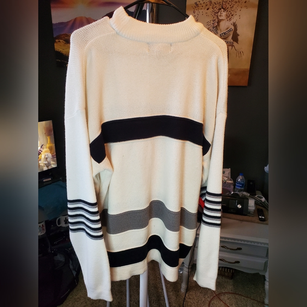 Mens Sweater - Picture 2 of 3